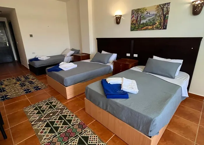 Отель Star House (adults Only) 2*